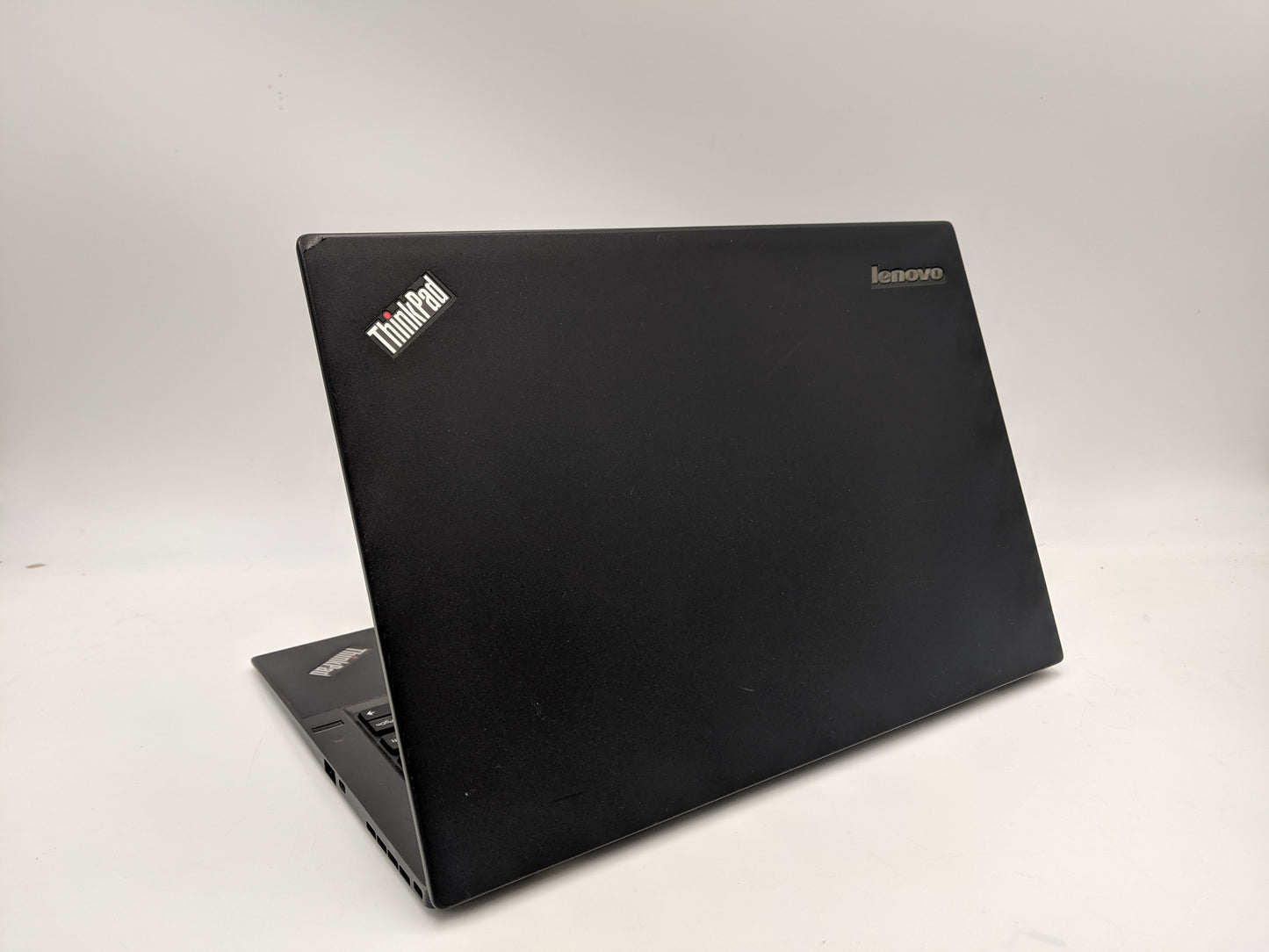 Lenovo ThinkPad X1 Carbon Laptop - LN437003